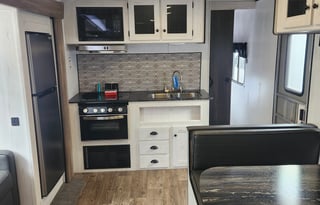 2022 Trail Runner - Includes All the Necessities!