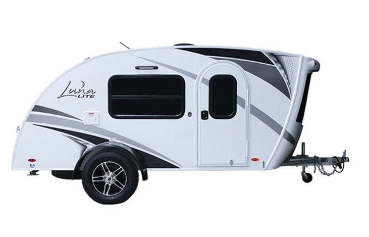 Representative floor plan provided by a trusted RVshare partner.