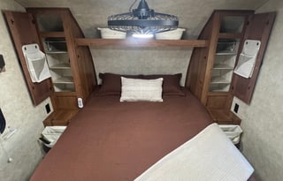 Clean Couples Camper-Delivery  or Self-Tow Option