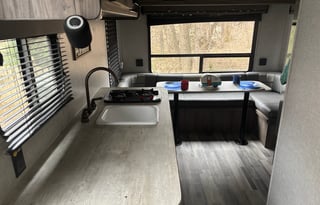 The Tank-Sink Trekker