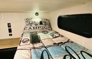 DELIVERY ONLY! 3-BUNK BEDROOM!Family Friendly!