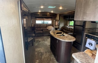 2015 Forest River RV Surveyor 32RLTS
