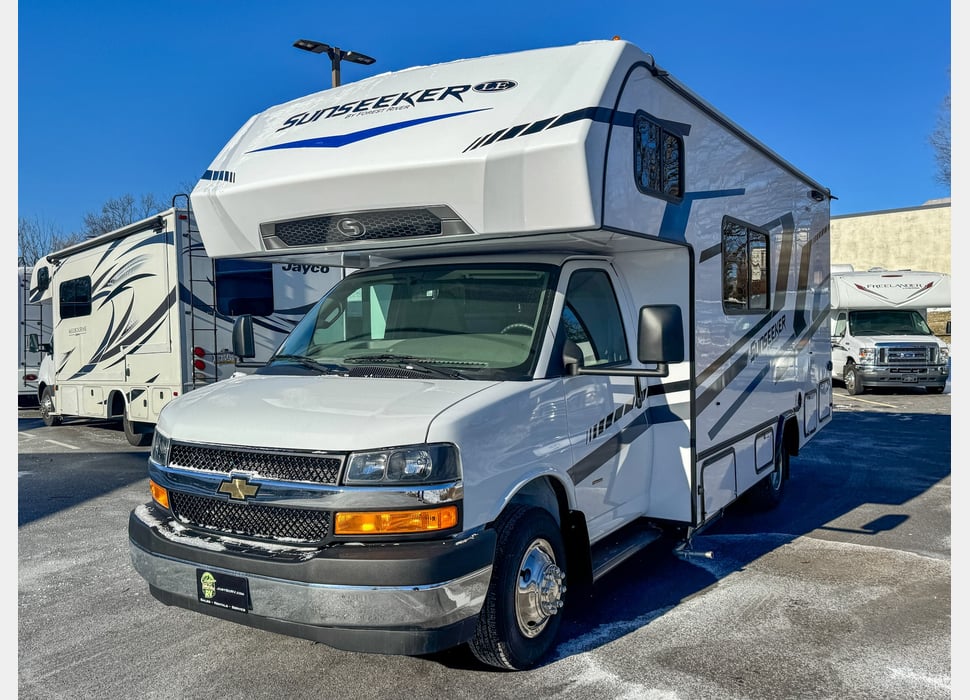 Class C Motor Home rentals in Ronks