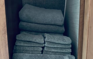 2016 Keystone Springdale w/lots of amenities included!!