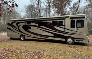 Fleetwood Discovery 40G – Travel in Style