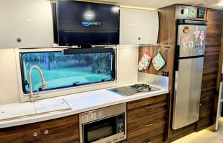 Escape Ordinary! Ride wth Frolicking Flamingos RV!