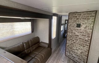 2019 Cherokee Grey wolf 29TEW