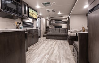 2022 33' Grand Design Transcend Xplor 265BH