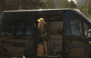 Let the adVANture Begin La Vida Luna Live #vanlife