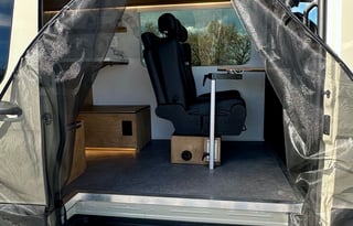 Mercedes Sprinter 4x4 Van "Sully"