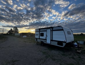 Keystone RV Coleman 17R