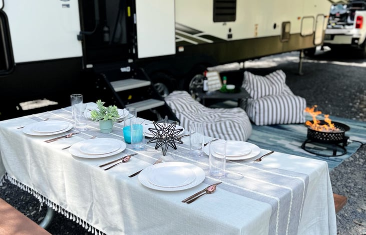 RV comes with everything you see pictured. Host an elevated family dinner or a fun girls brunch just outside your cozy home.