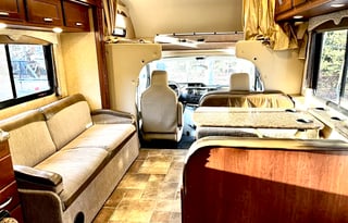 Bunk Floorplan Freedom Elite 30FE - Sleeps 8!