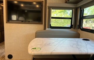 Luxury Your Way: A 5-Star Glamping Oasis