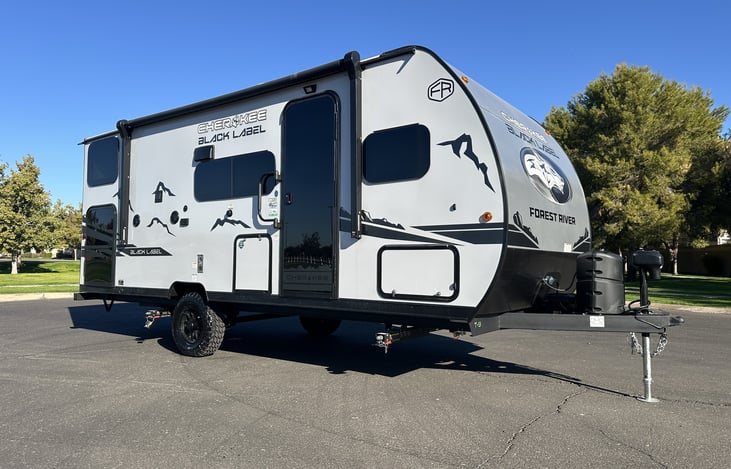 Exterior tongue and front area for tow setup reference.