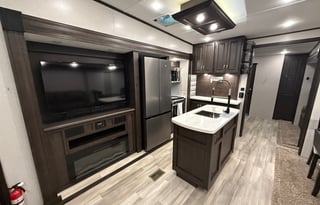 2022 Shasta RVs Phoenix 367BH