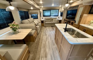 Prime Time Avenger 28REI (BRFL 1415)