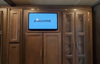 2022 Thor Motor Coach - Palazzo 37.5