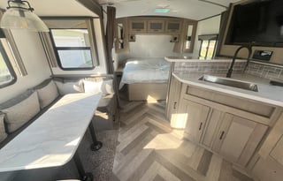 2021 Cruiser Twilight