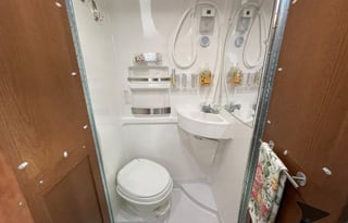 2021 Roadtrek Play ( dog friendly)