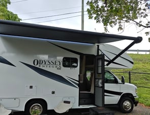 Entegra Coach Odyssey SE 22CF