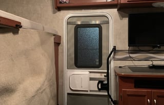 2014 Winnebago Minnie Winnie 31K