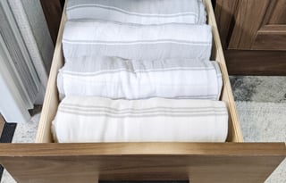 2021 27' RV with 3 Slides