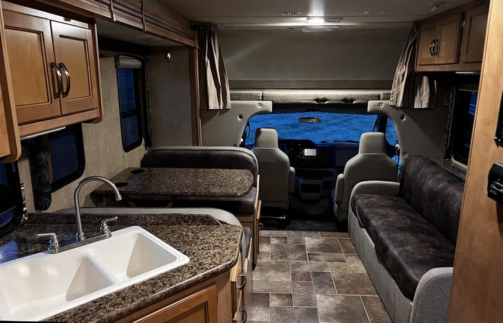 Kitchen, Dining and Jack-knife Sofa