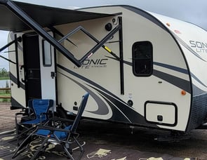 Venture RV Sonic Lite 167VMS