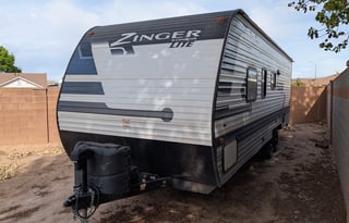 Kid and pet friendly, 1/2 ton towable, 2021 Zinger