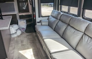 2022 Grand Design Momentum M-Class 381M