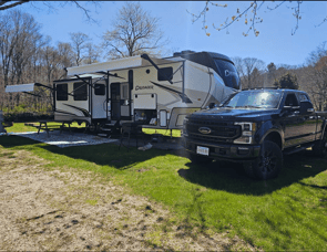 Prime Time RV Crusader 335RLP