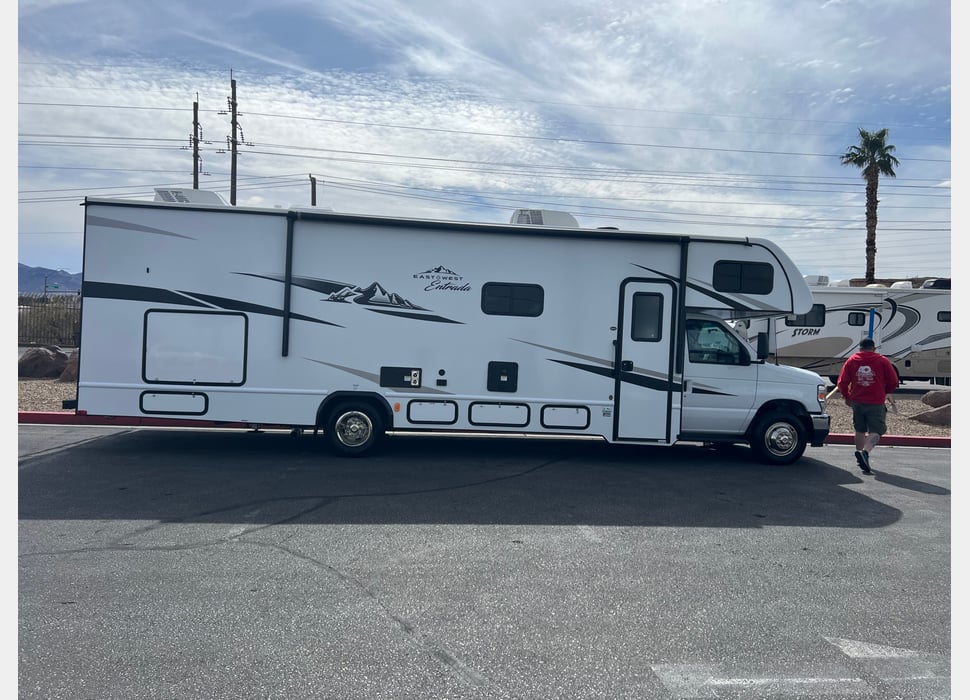 Class C Motor Home rentals in Las Vegas