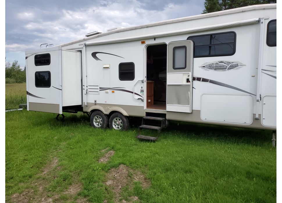 Fifth Wheel rentals in Wilson