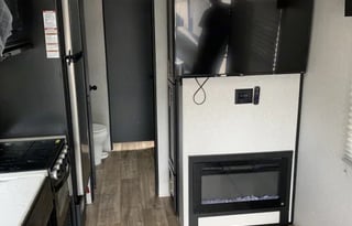 Adventure Ready 2022 ForestRiver - Toy Hauler