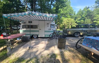 Wanda: 1969 Shasta 1600 Loflyte
