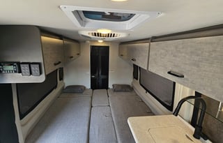 2025 Thor Motor Coach Dazzle 2LB