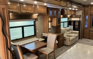 Luxury fifth wheel