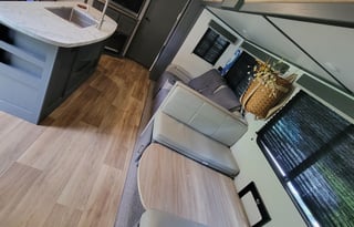 2023 Keystone Bullet Ultra Lite 330BHS