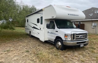 "Y'all-A-Bago" Winnebago Outlook 31N