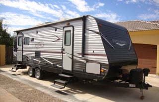 2018 Heartland Pioneer RL 250 w/slide-out