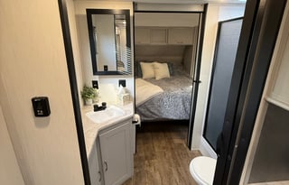 Cozy Shore Stays at its best!