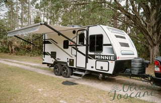 2023 Winnebago Micro Minnie 2100BH