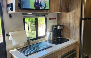 2022 Palomino RL189 - Solar/Batteries/Inverter