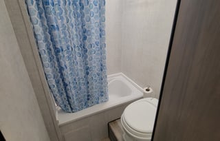 Hit the road with our RV rental! 2022 Gulf Stream