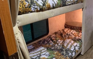 2007 Damon Challenger 376