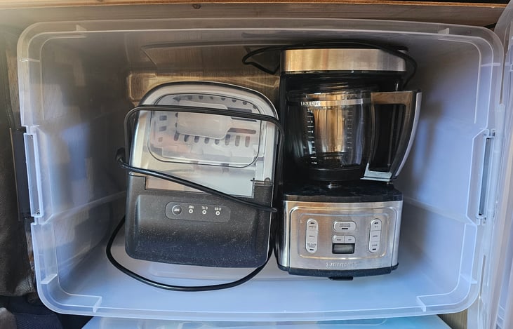 Coffee and Ice Maker with pebble ice!