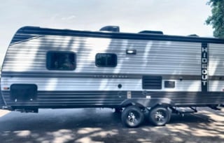 Gaga’s and Papas adventurous Hideout