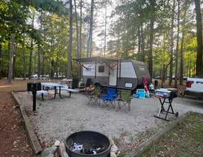 Dutchmen RV Coleman 17B