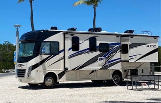 2021 Thor ACE 27.2 Motorcoach
